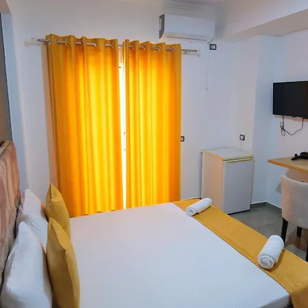 Adi-vera Apartamento Sarandë