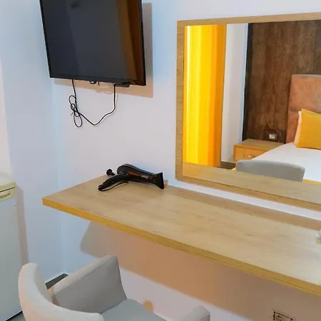 Adi-vera Apartamento Sarandë