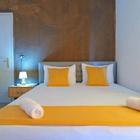 Adi-vera Apartment Sarandë