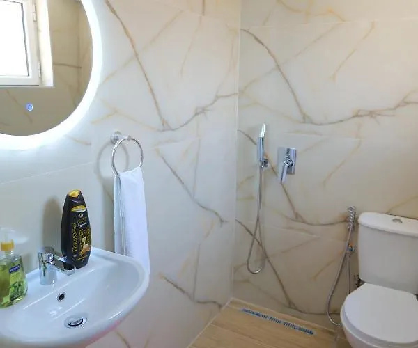 Adi-vera Apartment Sarande